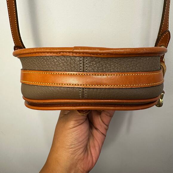 RARE 👜 Dooney & Bourke R51 Marble Bag – British Taupe Crossbody Satchel - Picture 13 of 15